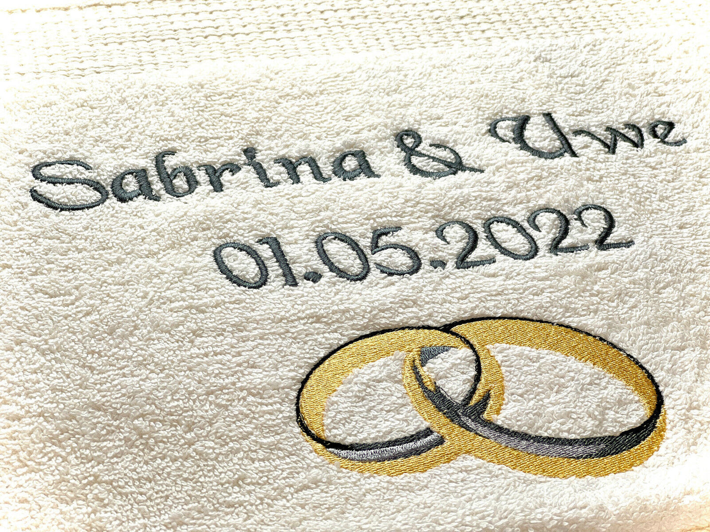 Hochzeits-Handtuch mit Namen, Datum und Eheringen, Sauna, Wellness, Duschtuch,