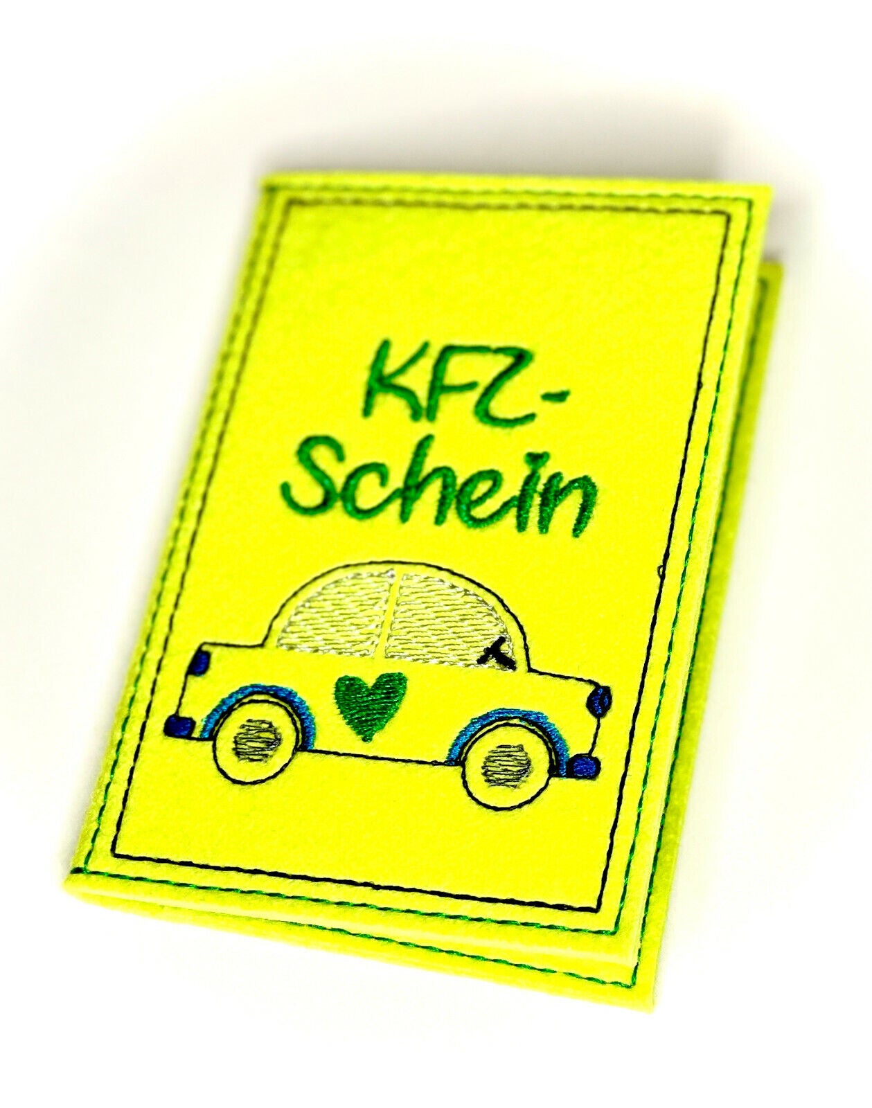KFZ-Hülle aus Filz, individuell bestickt, Geschenk zum Auto/Führerschein