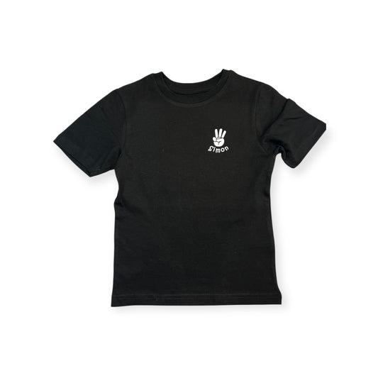 Young wild & three T-Shirt zum 3. Geburtstag mit Name personalisiert, schwarz