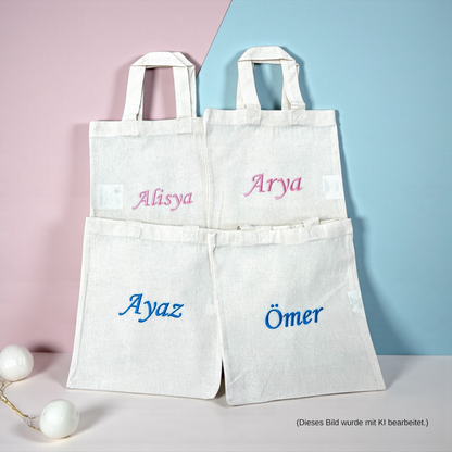 Personalisierte kleine weiße Baumwolltasche mit Wunschnamen oder Wunschtext bestickt, 100% Baumwolle, Geschenkverpackung