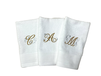 Handtuch mit Ein-Buchstaben-Monogram / Initiale, Handtuch, Sauna, Wellness, Duschtuch, edles Geschenk zu jedem Anlass