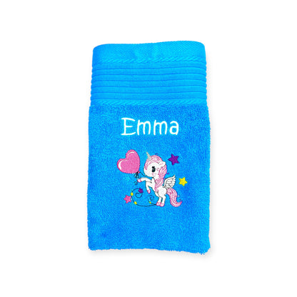 Handtuch mit Einhorn und Name bestickt, verschiedene Größen und viele Farben