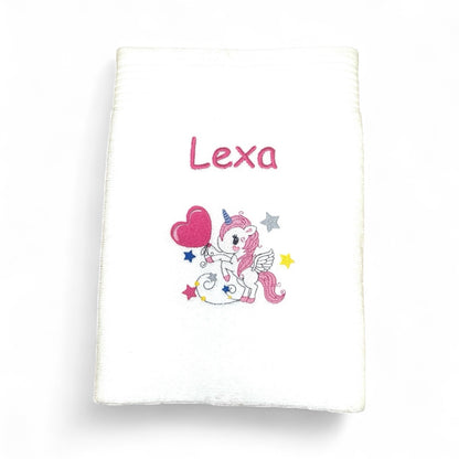 Handtuch mit Einhorn und Name bestickt, verschiedene Größen und viele Farben