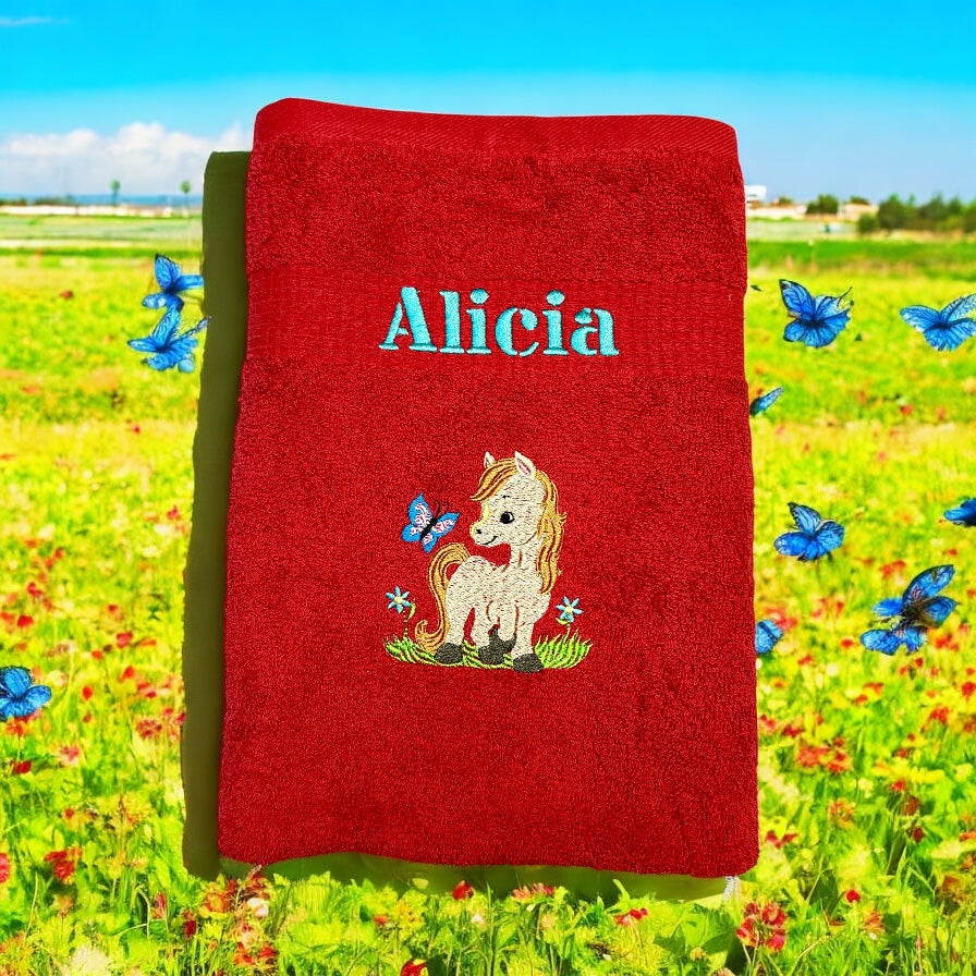 Pferdchen Handtuch mit Name bestickt