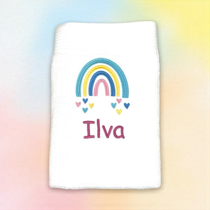 Regenbogen Handtuch mit Name bestickt, Duschtuch, Kindergarten, Sport