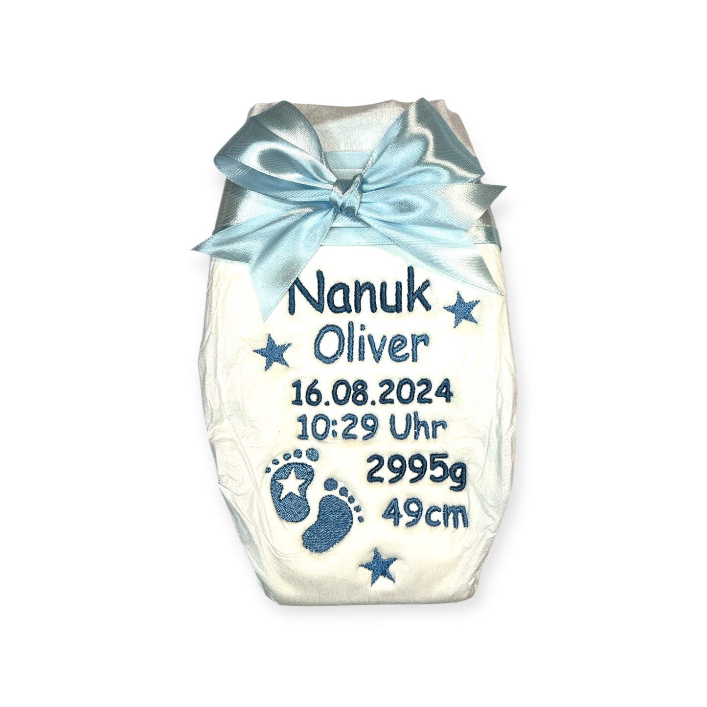 Bestickte Windel mit Name und Geburtsdaten, Sterne und Füße, Geschenk zur Geburt