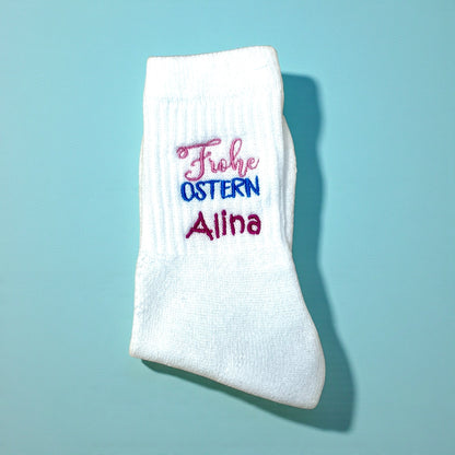Tennissocken mit Ostermotiv bestickt, personalisierbar