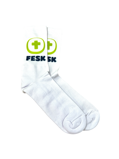 FESK Sportsocken – weiße Sportsocken mit FESK-Logo